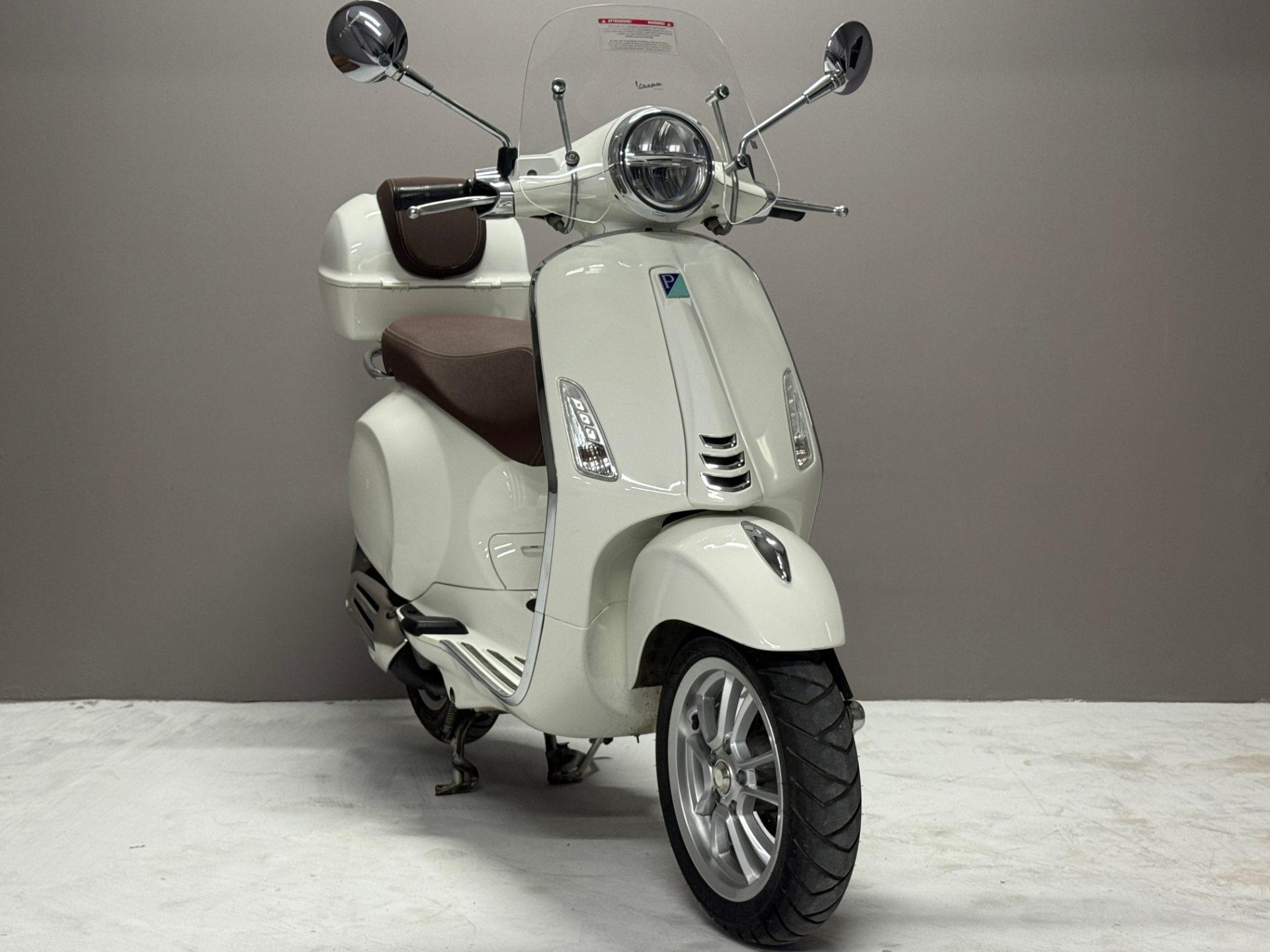 Vespa Primavera 150